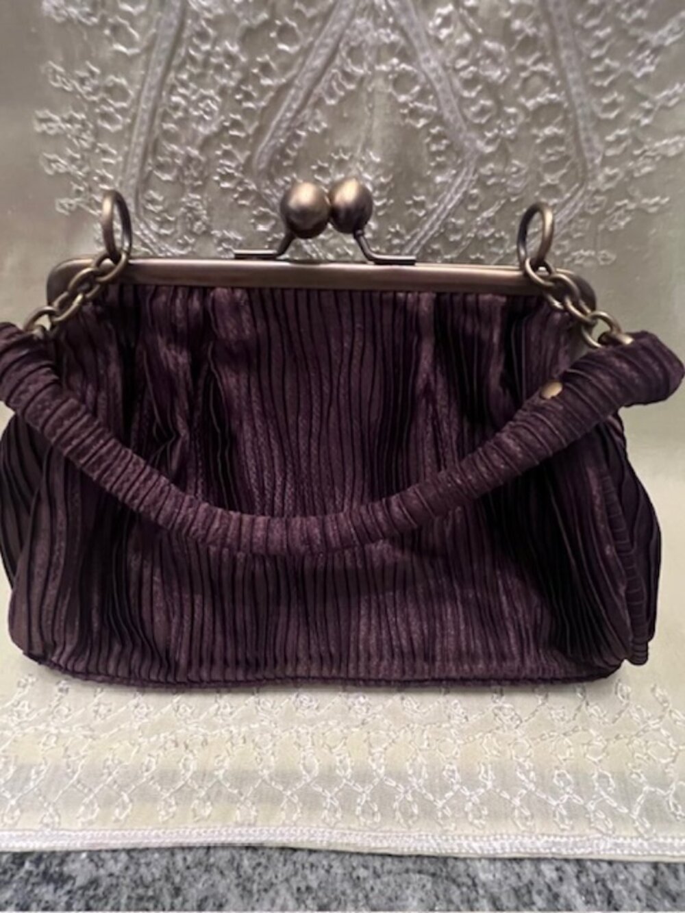 UNLISTED Kenneth Cole vintage-style satin brown clutch metal‎ frame ball clasp